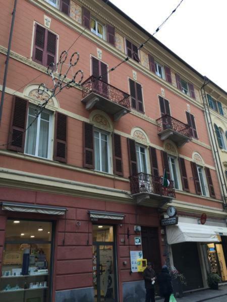 Antica Dimora Apartment Albenga Luaran gambar